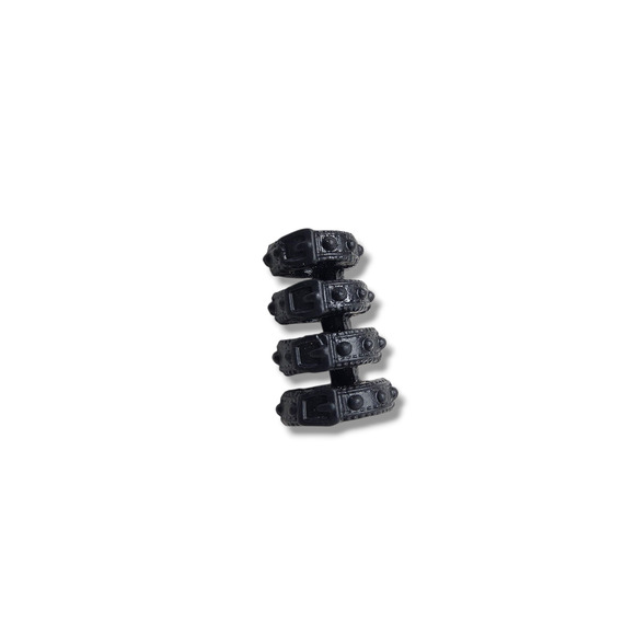 Monster High I Heart Fashion Clawdeen Wolf Doll Replacement Black Bracelet - Picture 1 of 3